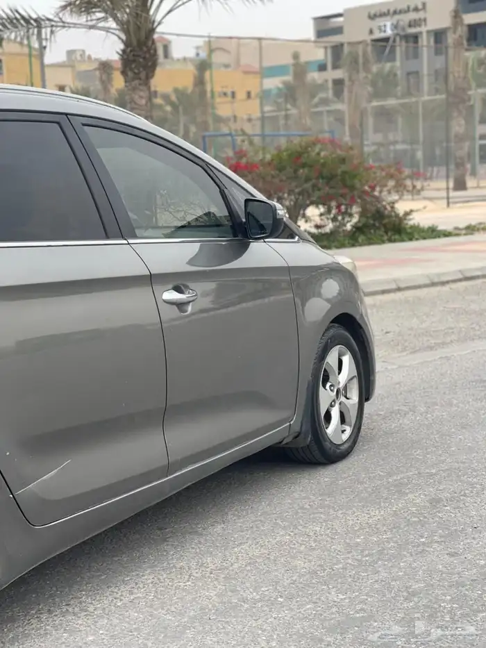 كيا كارينر 2016 1600 Cc 3