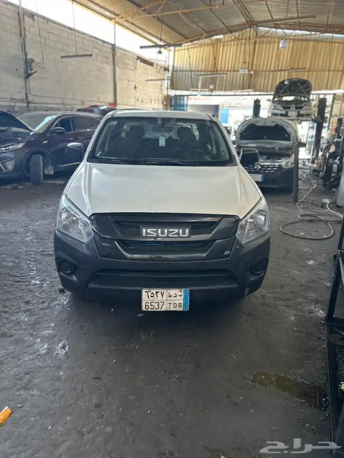 ايسوزو ديماكس 2017 مكينة كبيره 0