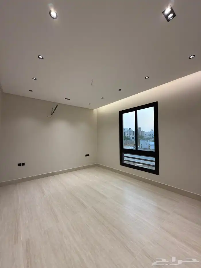 عمارة للبيع دورين وسطح 6