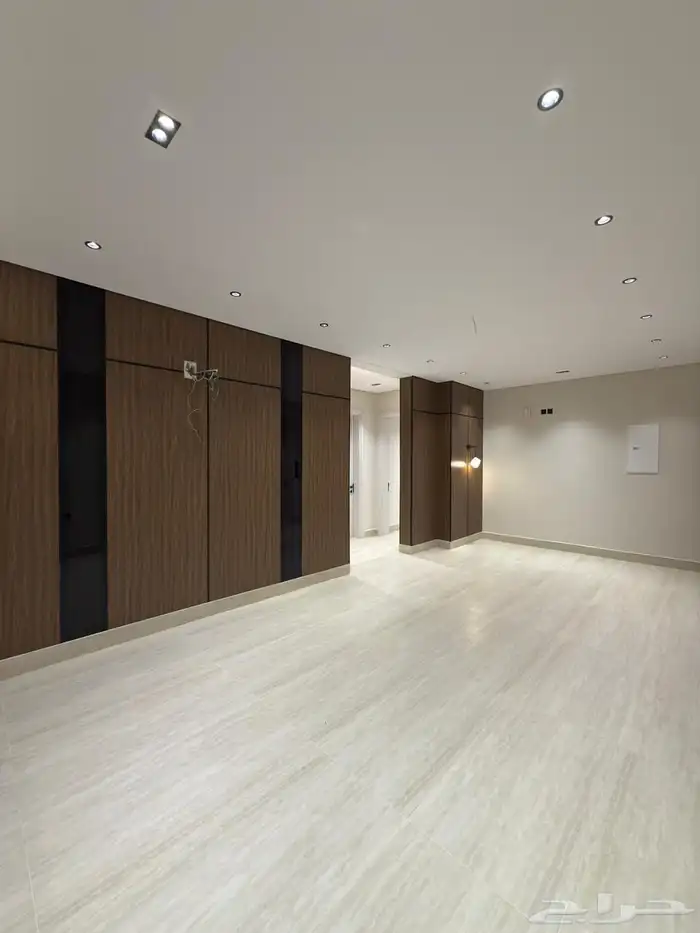 عمارة للبيع دورين وسطح 3