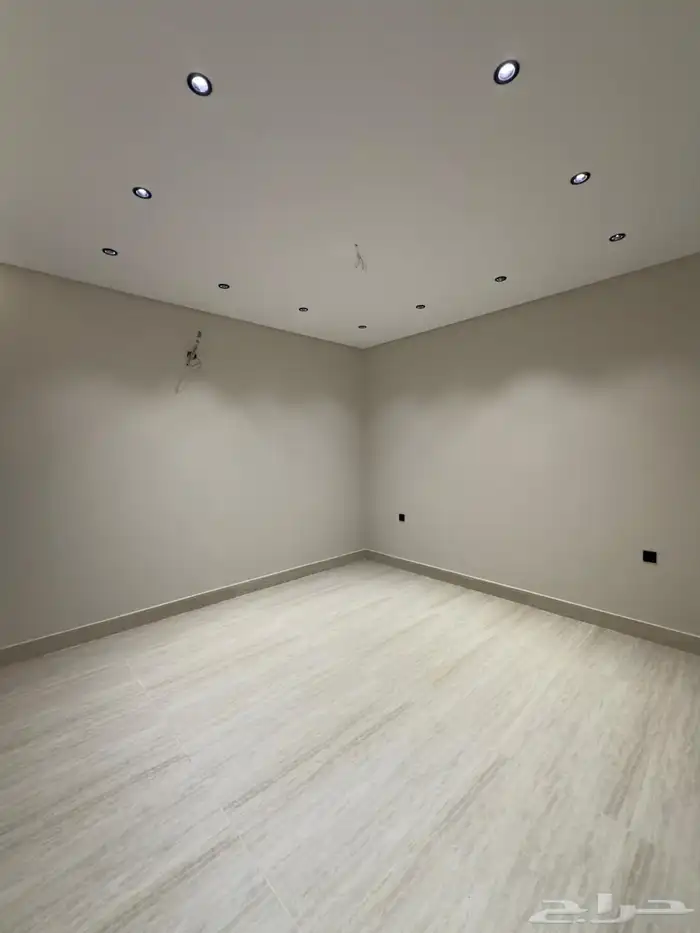 عمارة للبيع دورين وسطح 15