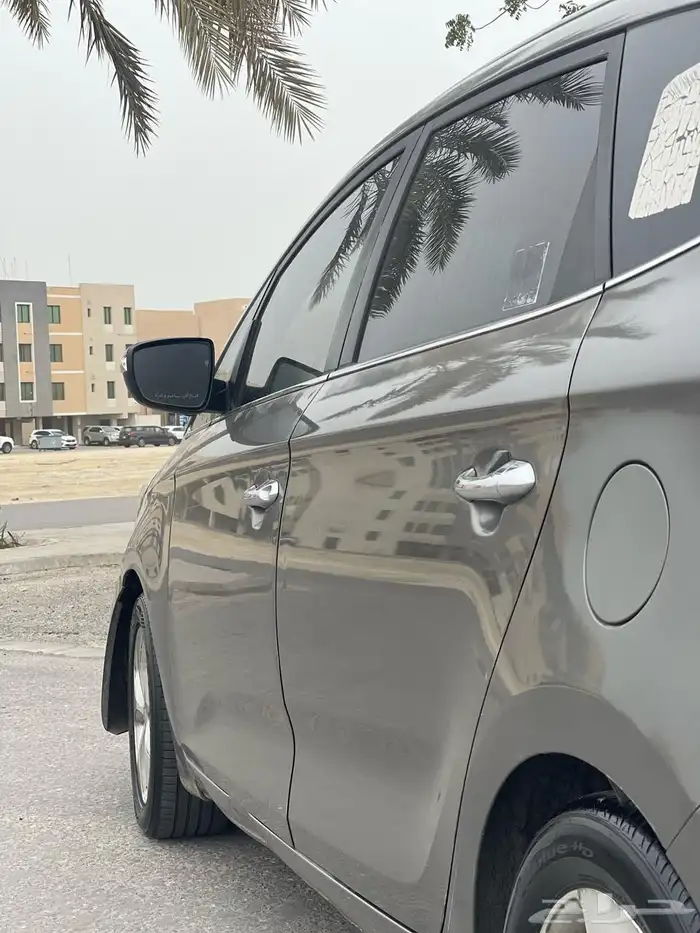 كيا كارينر 2016 1600 Cc 14