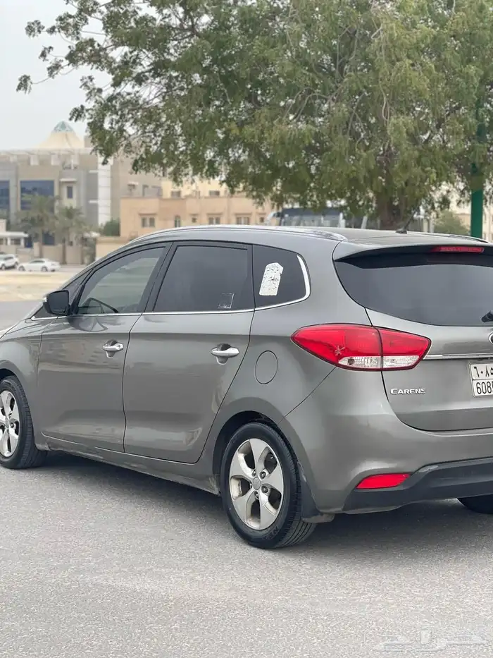 كيا كارينر 2016 1600 Cc 17