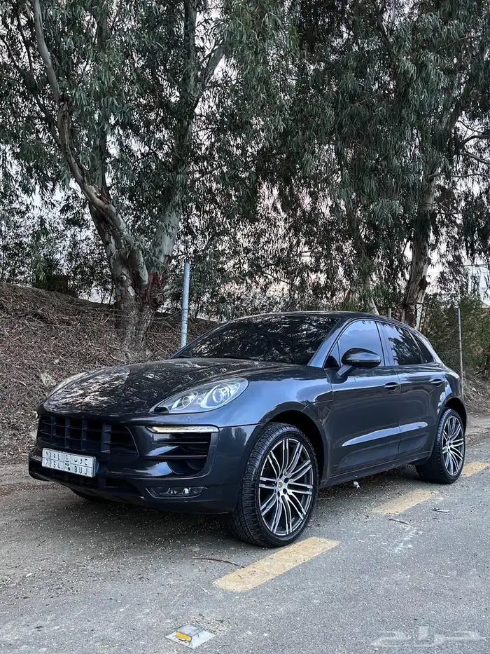 بورش ماكان 2017 0