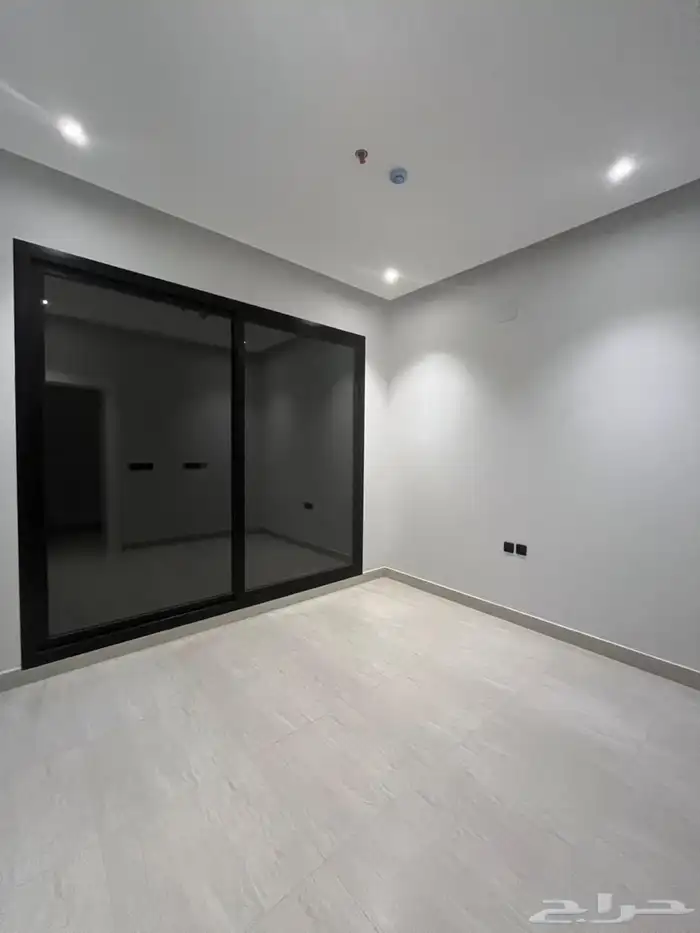 شقق سكنية راقية للبيع في حي الحمراء   الرياض 11