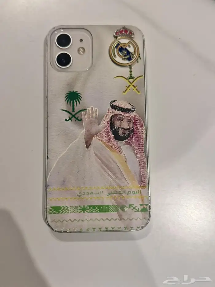 ايفون 12 ابيض 5