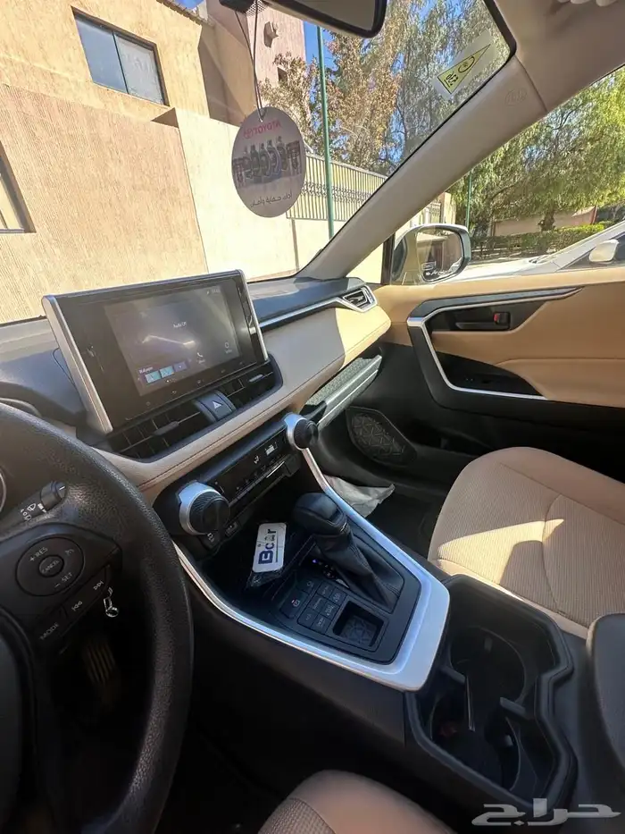 راف فور 2023 دبل مكينه 2000 وموفر بنزين شبه جديد مشمي 29000 7