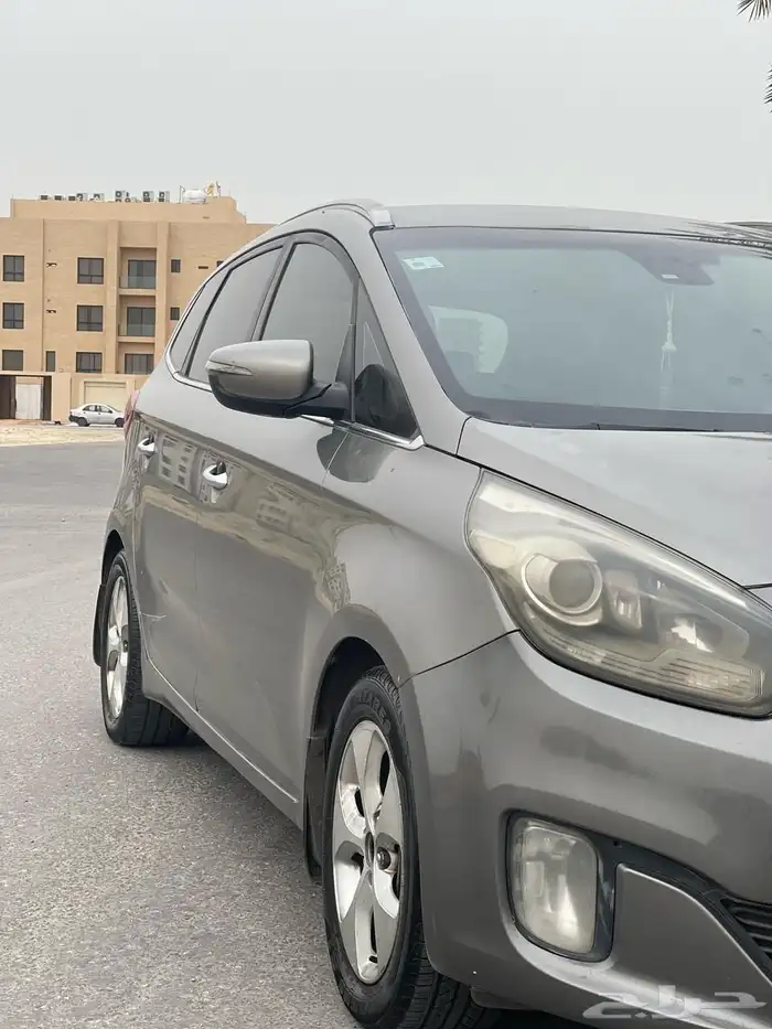 كيا كارينر 2016 1600 Cc 9