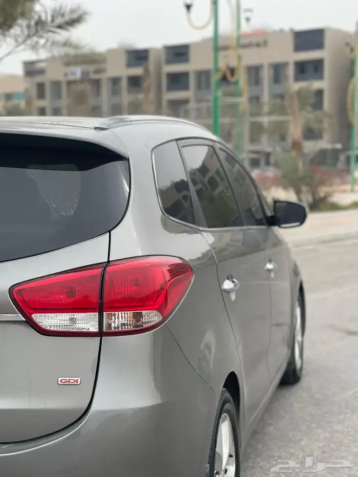 كيا كارينر 2016 1600 Cc 12