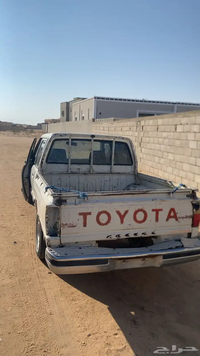 هايلكس مسقط موديل 87 7