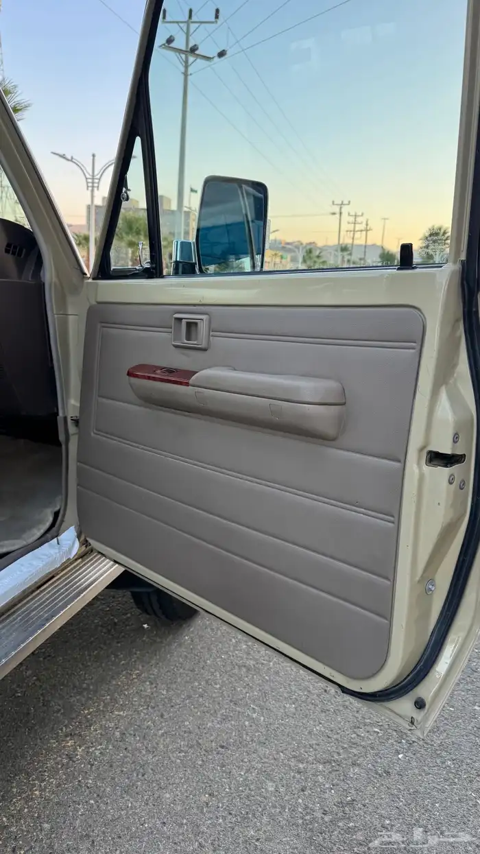 للبيع جيب ربع بلد 55