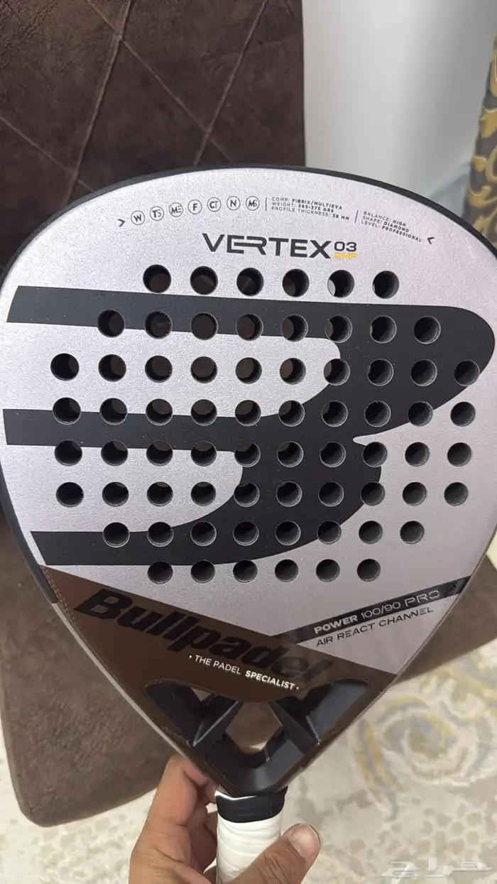 مضرب بادل جديد 0