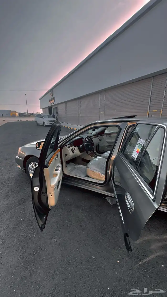 كاديلاك DTS 4