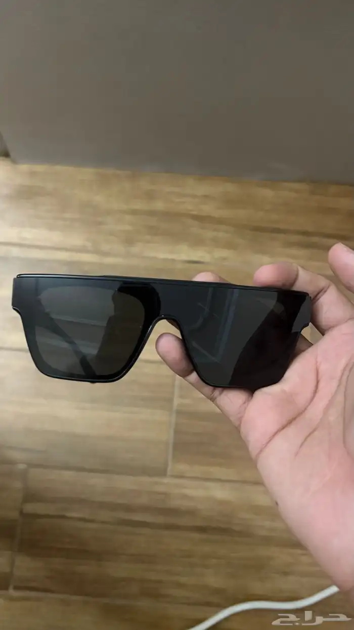 نظارة شمسية ماركة Karl Lagerfeld 2