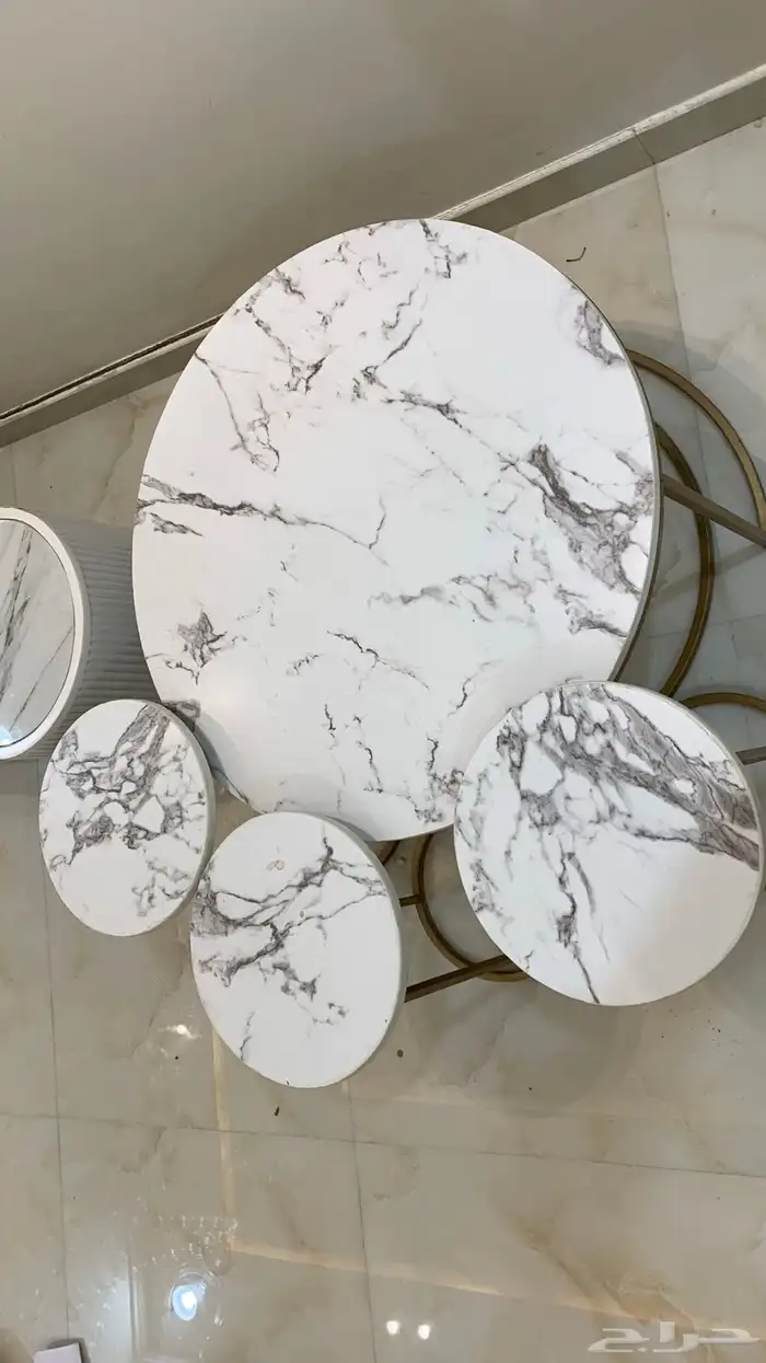 طاولة تلفزيون وطاولة زينه جديده 0