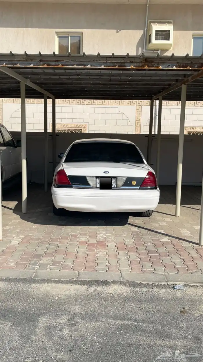 فورد فكتوريا 2004 0