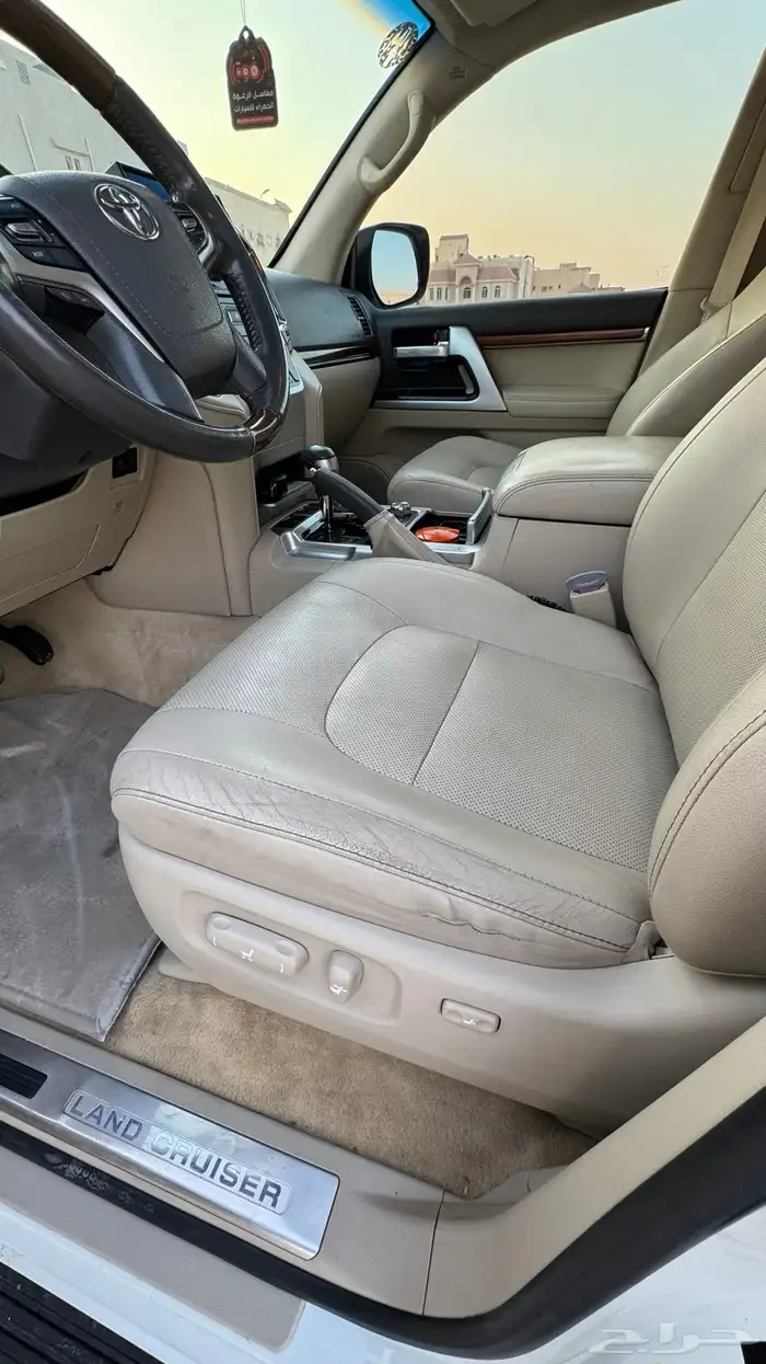 لاندكروز VXR2018 13