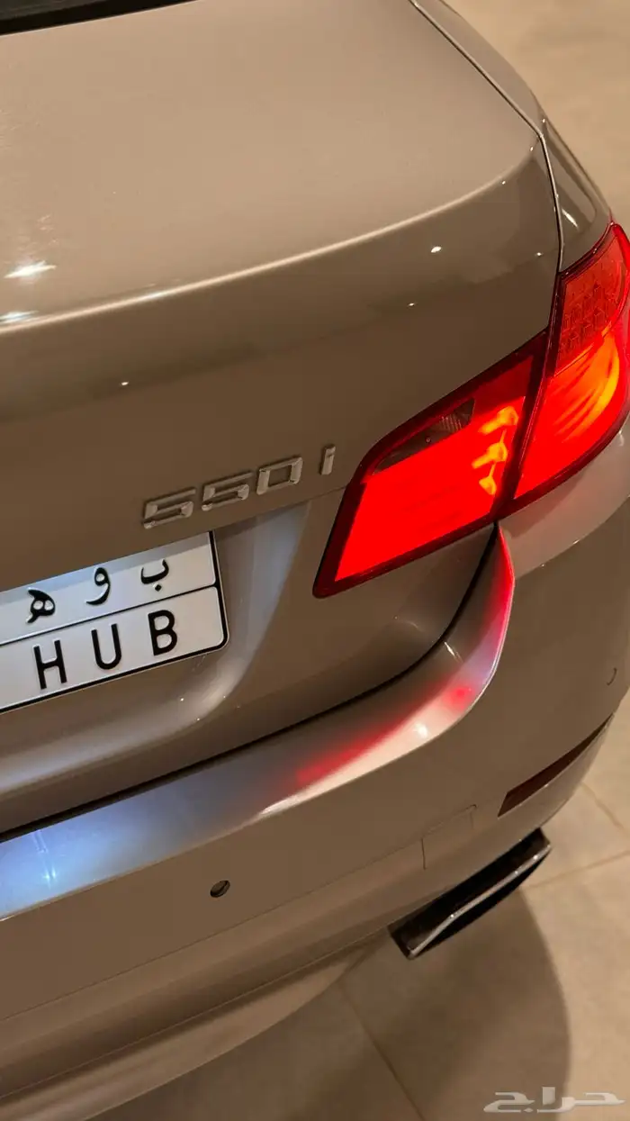 للبيع بي ام دبليو 550i الفئة الخامسة 15