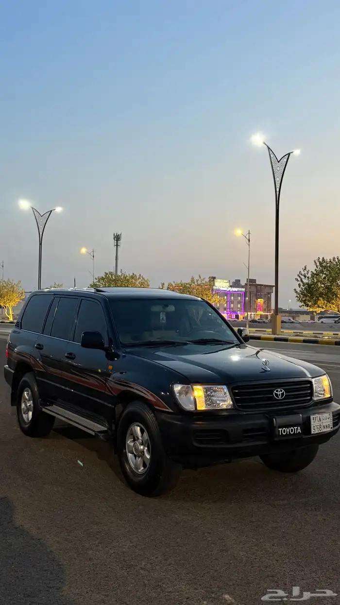 جيب 2001 اسود GX 2