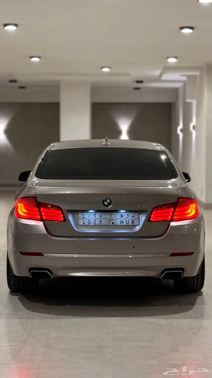 للبيع بي ام دبليو 550i الفئة الخامسة 0
