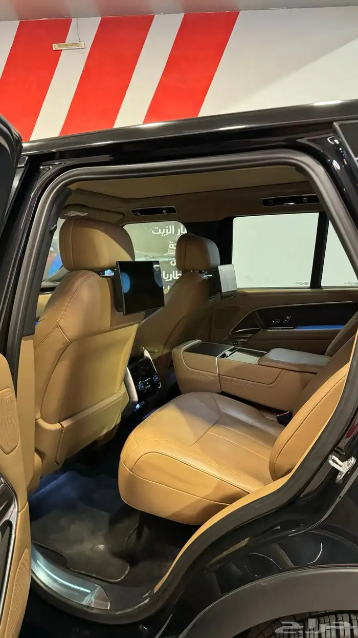 رنج روفر اوتو بيقرافي V8 2023 فل كامل 7