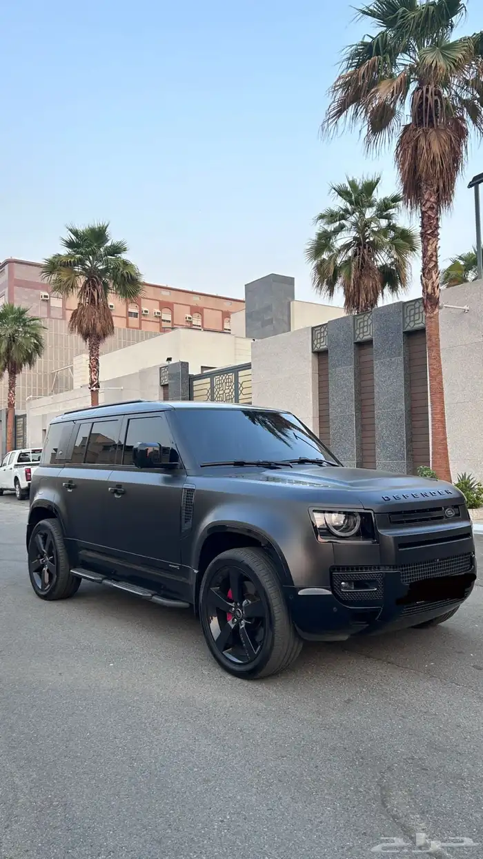 لاند روفر ديفندر x110 موديل 2022 الفردان 3
