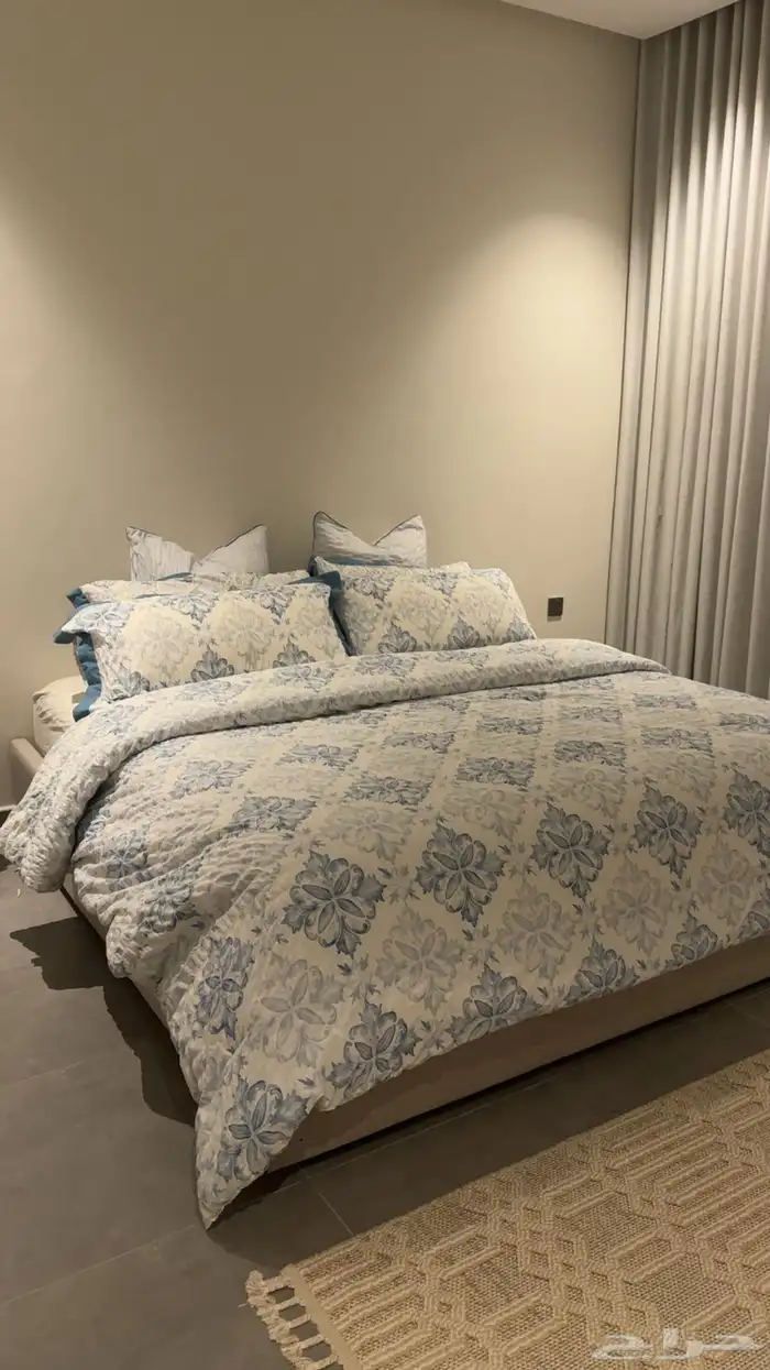 دولاب ملاس من ايكيا- مطبخ- سرير - كنب 13