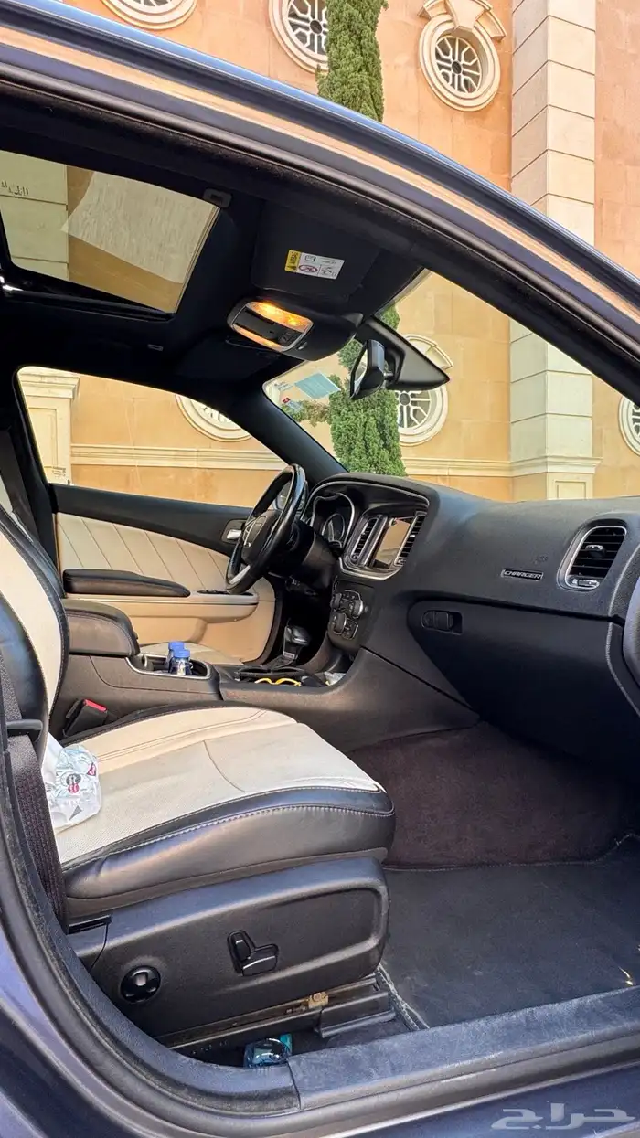 تشارجر 2018 SXT plus 23