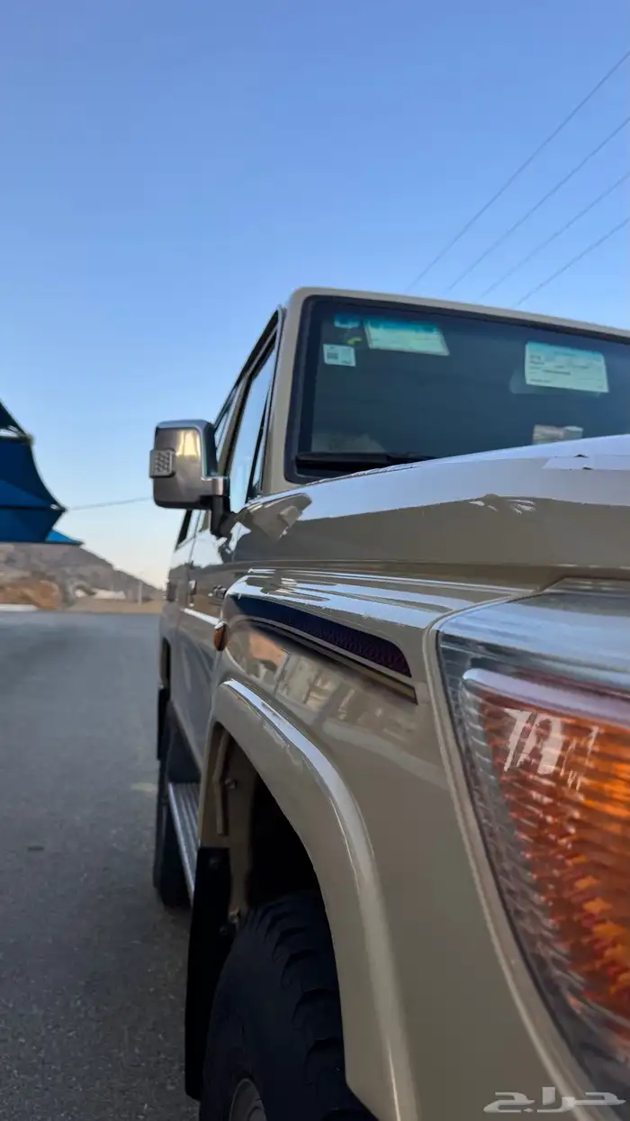 للبيع جيب ربع بلد 42