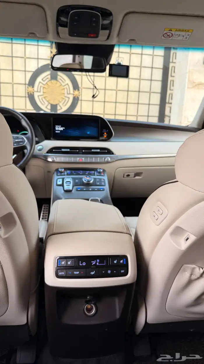 هيونداي باليسيد 2022 ( بنزين) v6 فل كامل 16