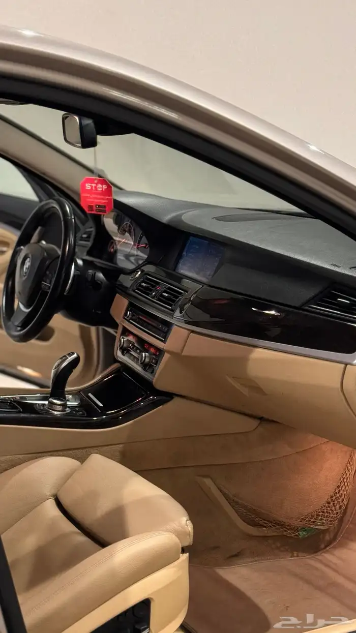 للبيع بي ام دبليو 550i الفئة الخامسة 23