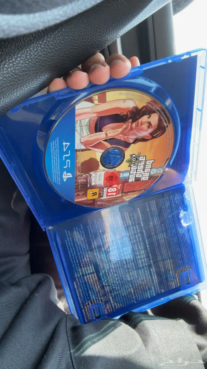 شريط جراند أربع يشتغل على سوني فايف جديد استخدام شهر 1