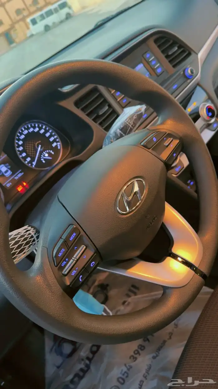 للبيع الالنترا افانتي 202 وارد كوري 1.6 بنزين 8