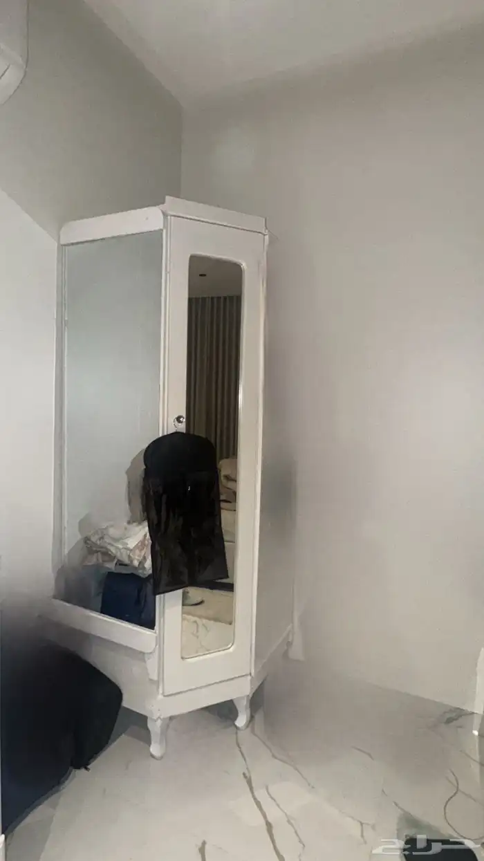 دولاب ابيض 1