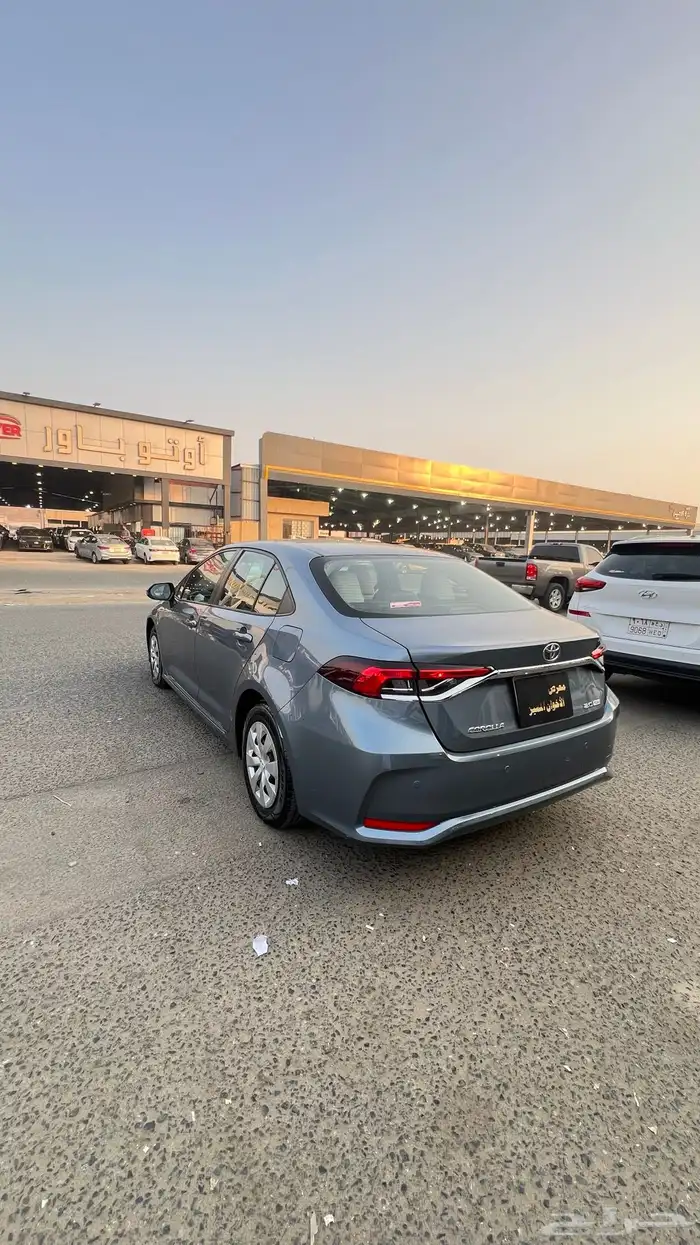 كورولا 2022 استندر 2.0 بنزين 11