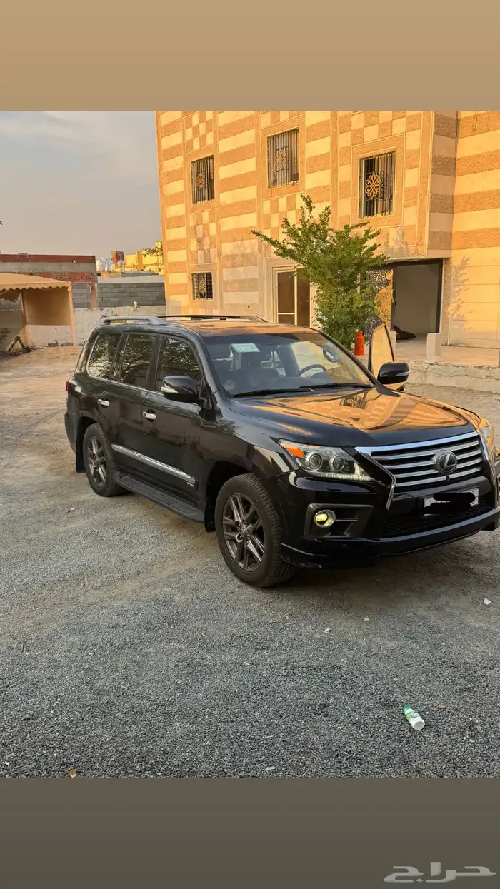 جيب لكزز 2015 شبه مخزن نضيف اسود سبورت بريمي 6