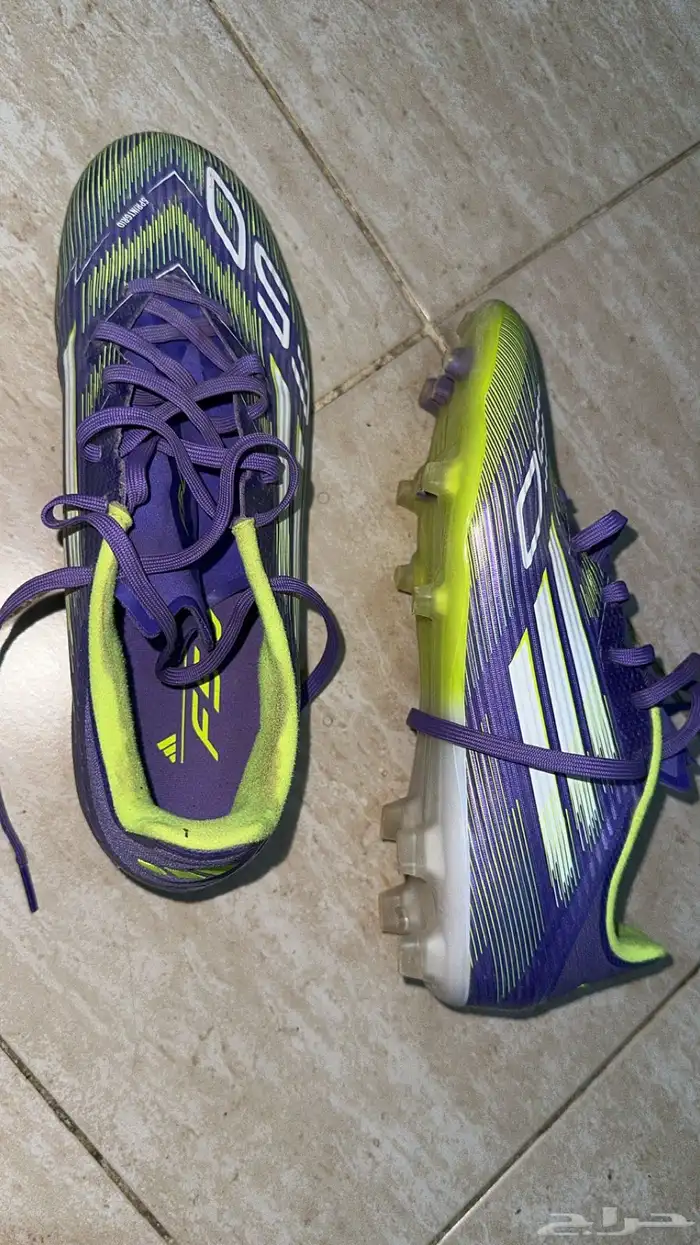 بوت آديداس اصلي مقاس 40.5 0