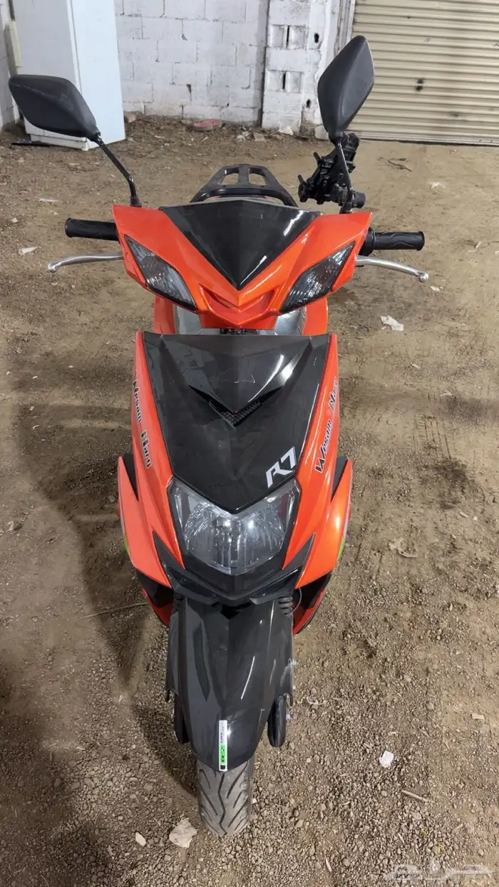 دباب شبيه الافنس بدون لوائح موجوده اوراقه الجمركيه 2