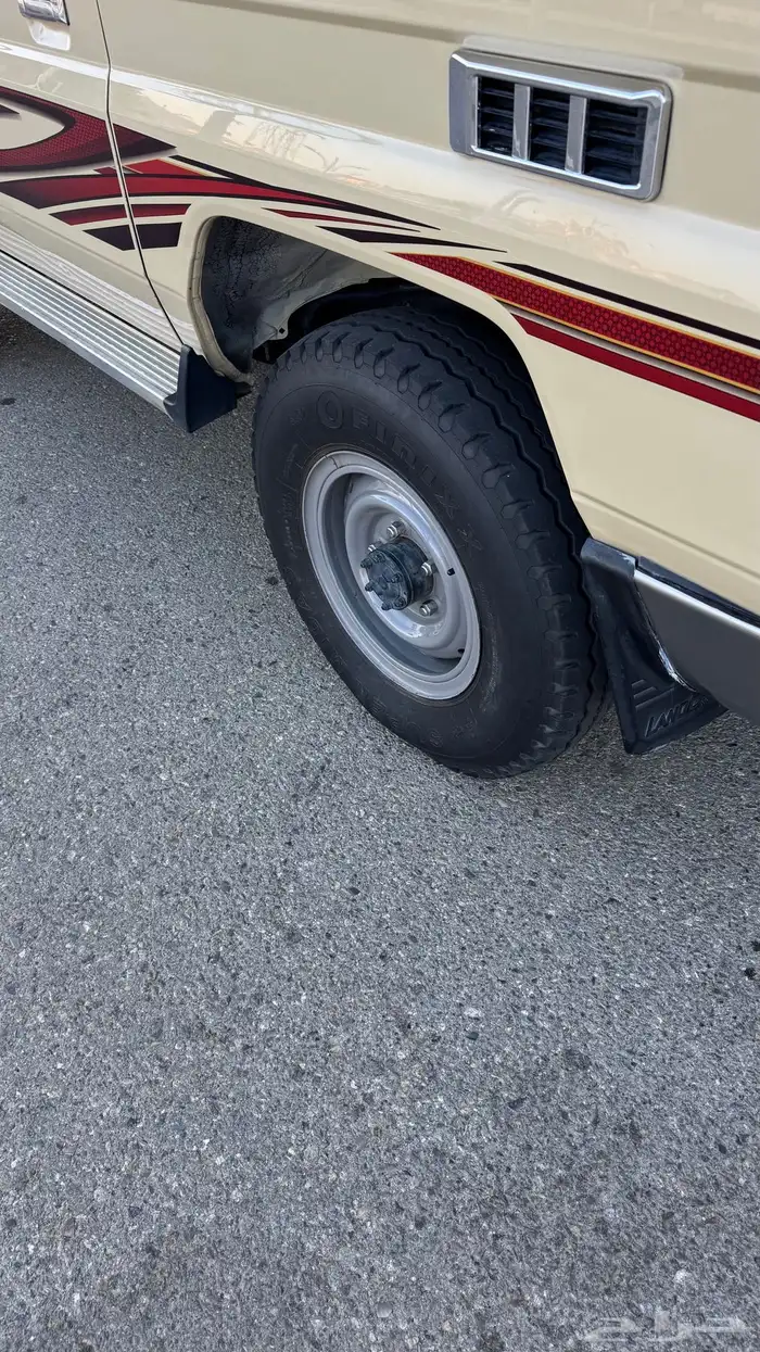 للبيع جيب ربع بلد 12