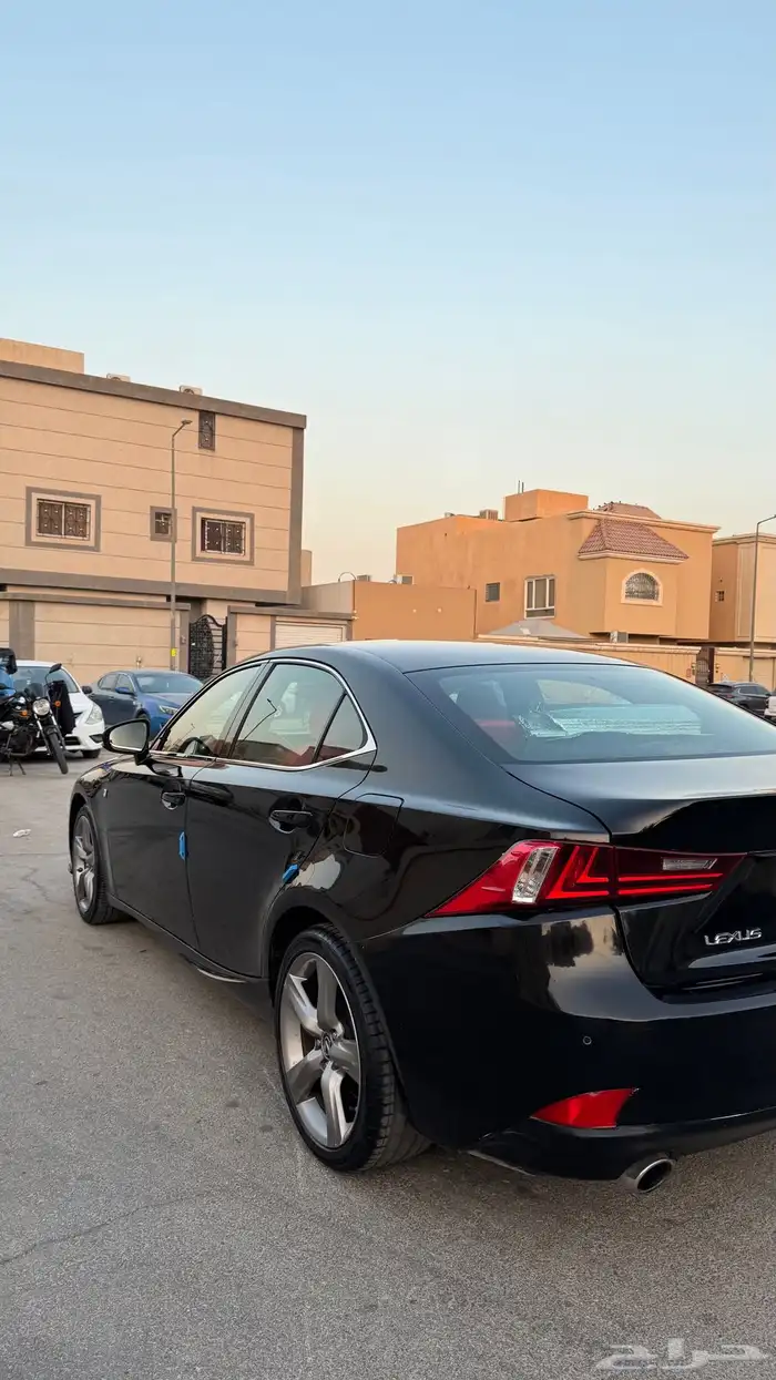 لكزس is2016 بدي وكاله 14