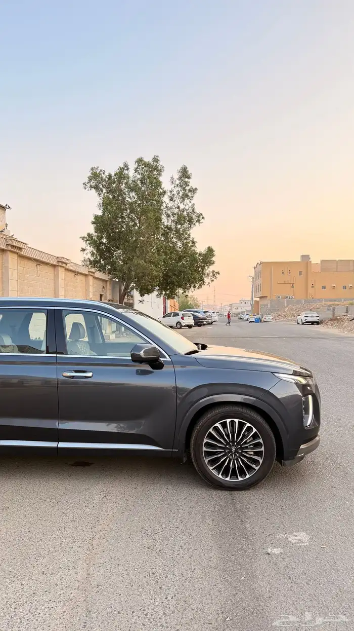 هيونداي باليسيد 2022 ( بنزين) v6 فل كامل 3