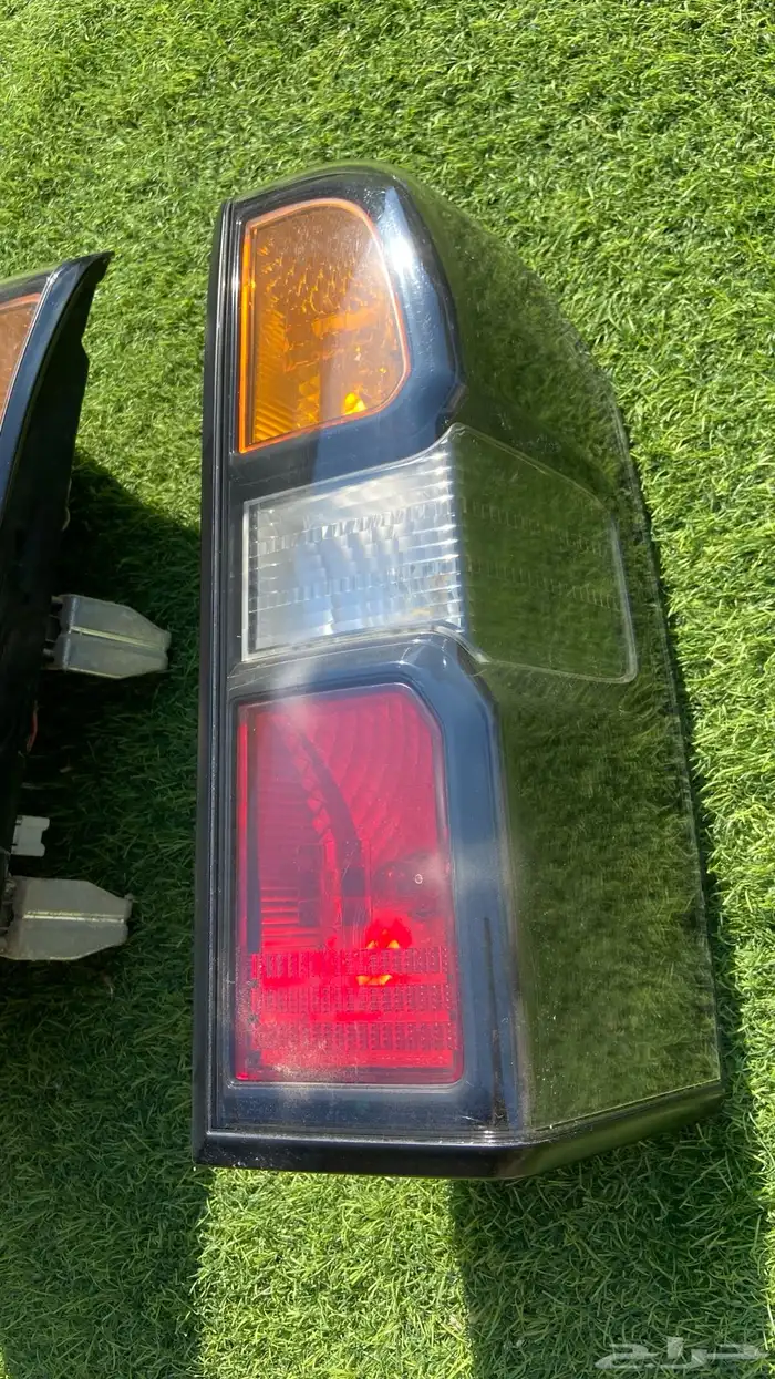 للبيع قطع نيسان باترول فتك متنوعة 22