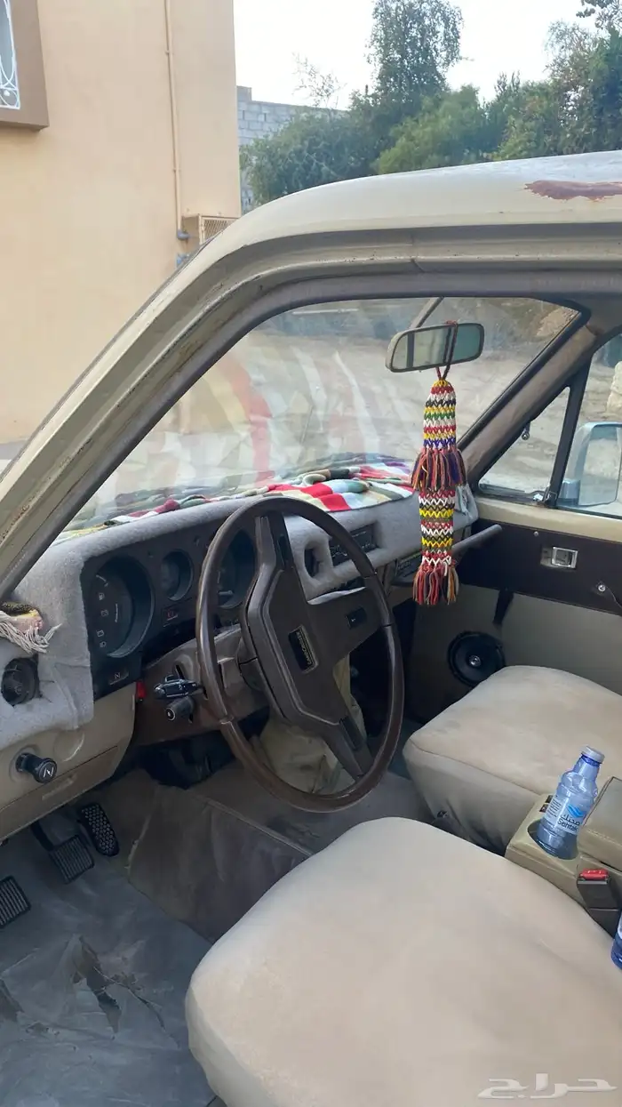 لاندكروزر موديل 83 12