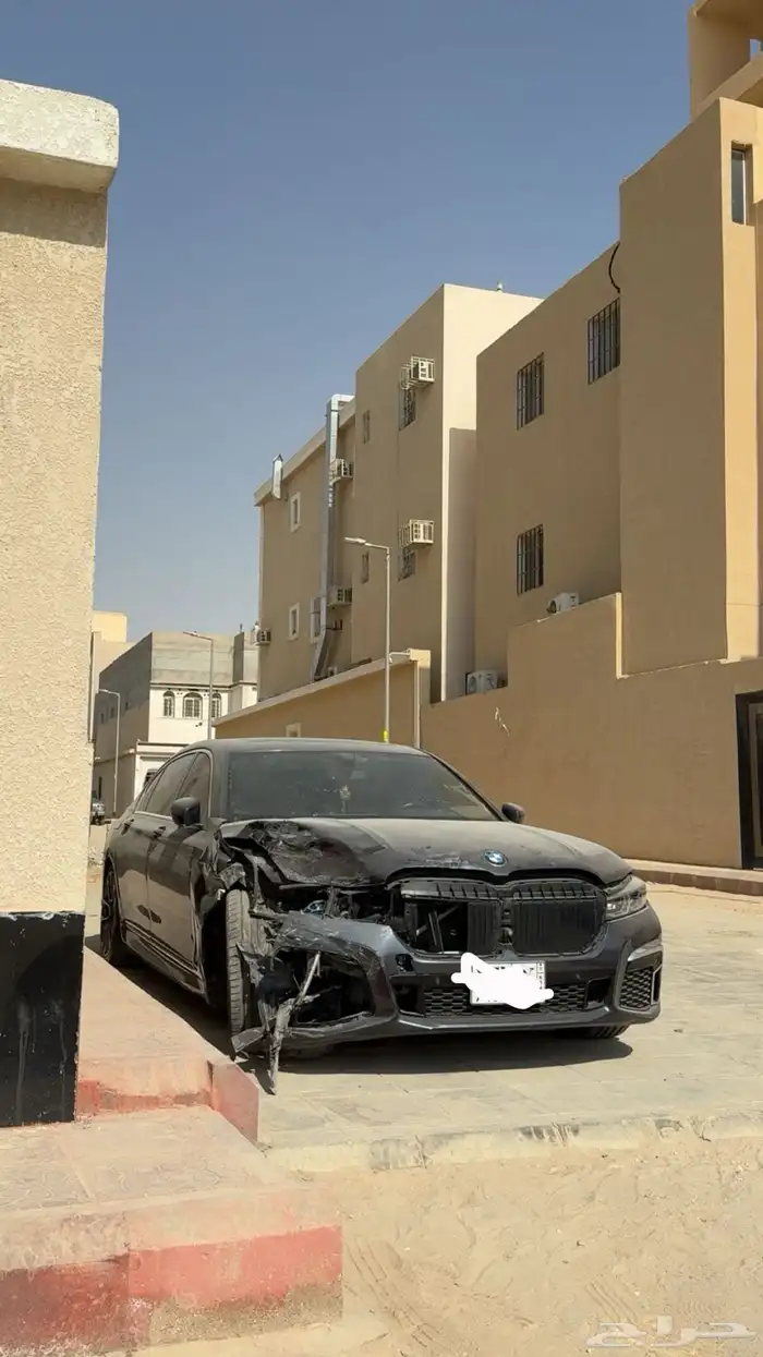 بي ام 730 مصدوم شغال محول من 16 إلى22 0