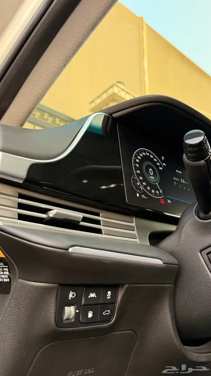 هيونداي ازيرا 2020 ( بنزين ) v6 فل كامل 9