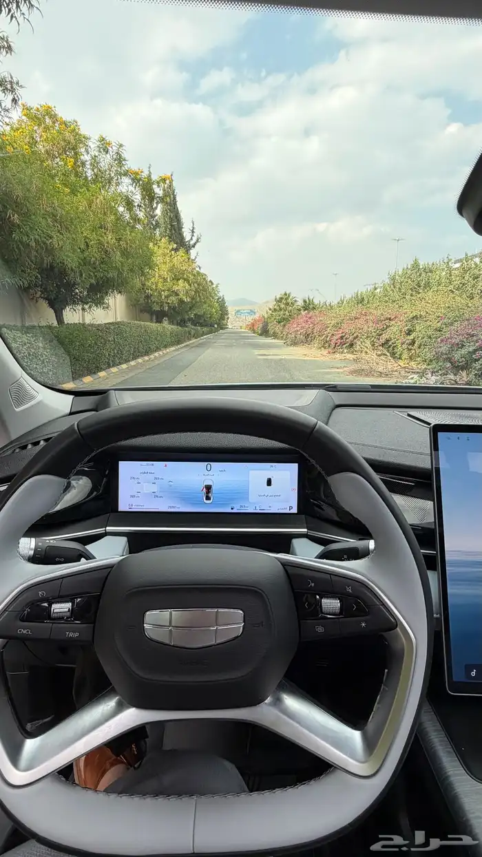 جيلي بريفيس 2025 12