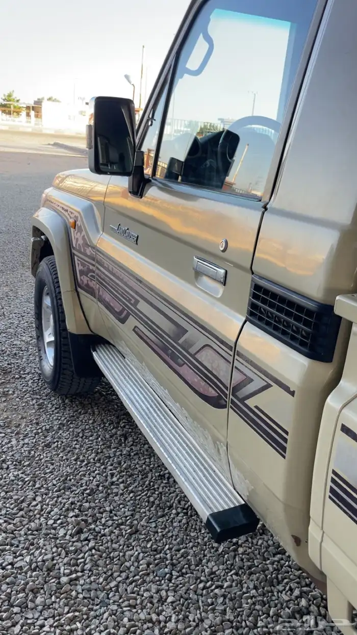 للبيع شاص 2013 بريمي مخزن 10