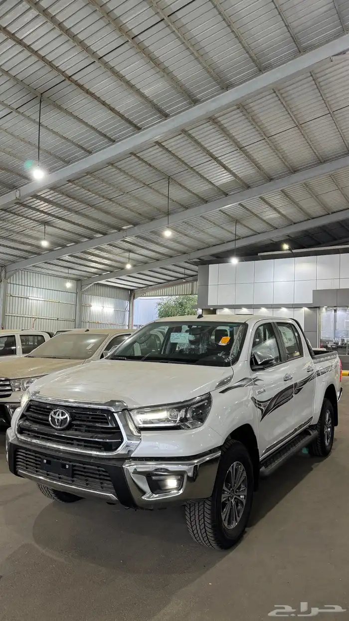 تويوتا هايلكس غمارتين 2025 سوبر بنزين قير اوتوماتيك سعودي 2