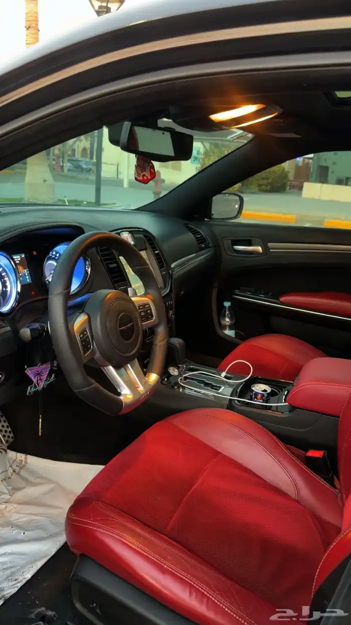 كرايسلر SRT8 6.4 2014 13