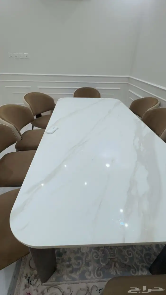 طاولة طعام 0